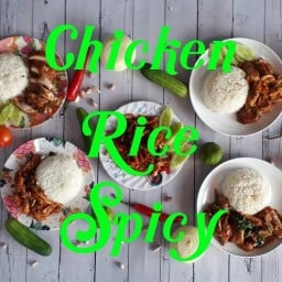 ข้าวยำไก่แซ่บชิคเก้นไรซ์สไปซี่ ราชศุภนิมิตร9