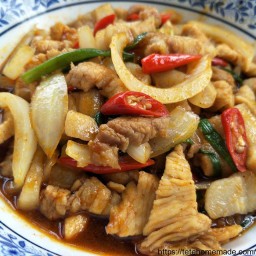 หมูผัดพริกเผาราดข้าว