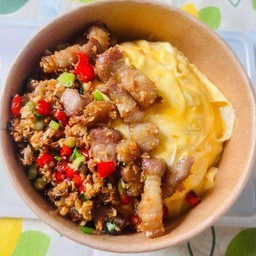 ข้าวใข่ข้นสามชั้นคั่วพริกเกลือ