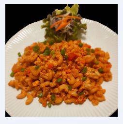 มักกะโรนีผัดไก่