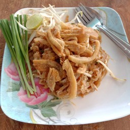 ผัดไทยกากหมู