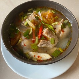 ต้มแซบกระดูกหมู