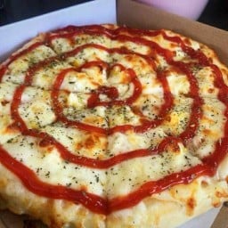 Pizza Hard Rock อุทัยธานี