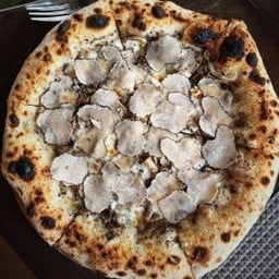PIZZA SUMMER TRUFFLE