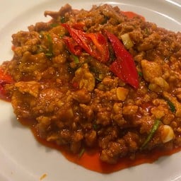 แมวทำครัว