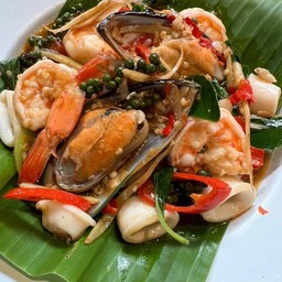 ผัดฉ่าทะเล