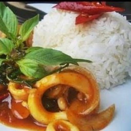 ข้าวพริกเผาปลาหมึก