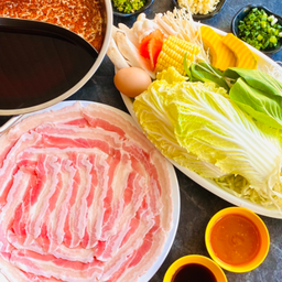 ชุดหมูสามชั้น