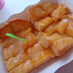 ขนมปังปิ้ง เนยนม