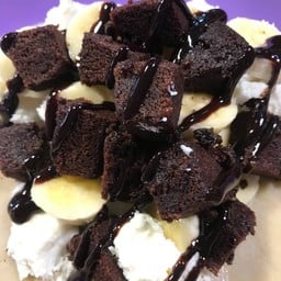 ครีมสดนม+กล้วย+บราวนี่