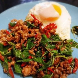 ข้าวกระเพราหมู