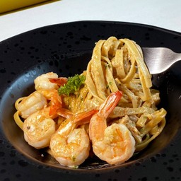 พาสต้าซอสครีมอัลเฟรโดมันกุ้ง