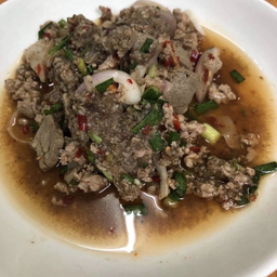 ลาบเนื้อ