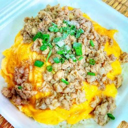 ข้าวไข่ข้นหมูสับ