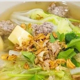 แกงจืดผักกาดขาวเต้าหู้หมูสับ