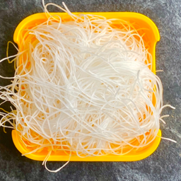 วุ้นเส้น