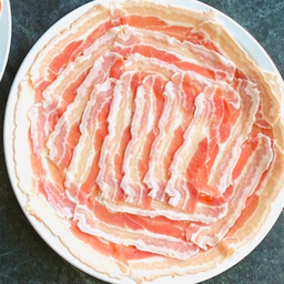 สามชั้นใหญ่