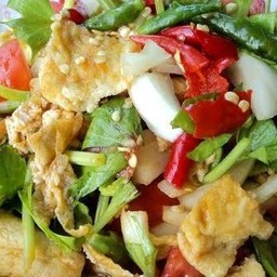 ยำไข่เจียวสุดจี๊ดดด