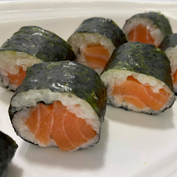 ข้าวห่อไส้แซลมอล