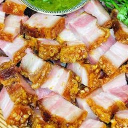 หมูกรอบ เดลี่