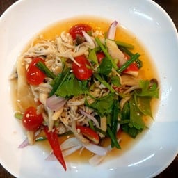ยำเห็ดรวม