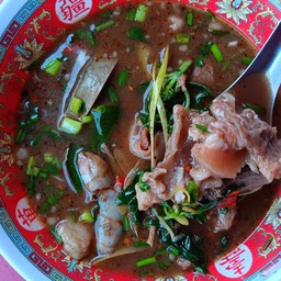 ต้มแซ่บเนื้อ