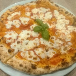 PIZZA MARGHERITA