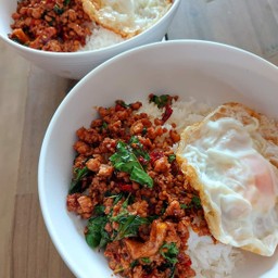 ข้าวกะเพราหมูสับ