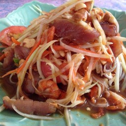 ส้มตำคอหมูย่าง