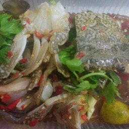 ยำปูม้า
