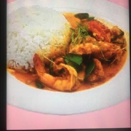 ข้าวพะแนงกุ้ง