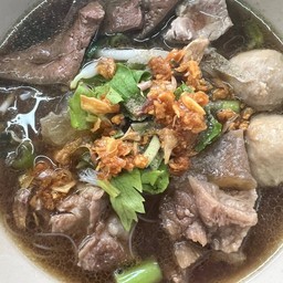 ก๋วยเตี๋ยวเนื้อเปื่อยล้วน