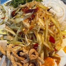 ส้มตำถาด