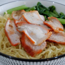 บะหมี่หมูแดง