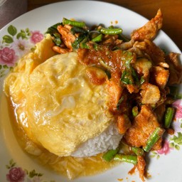 ข้าวผัดพะแนง+ไข่ข้น