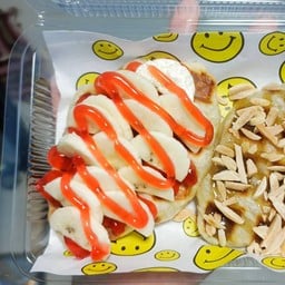 Banana Strawberry (กล้วยหอมซอสสตรอว์เบอร์รี)
