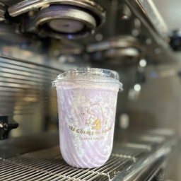 122 Coffee In House.