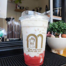 นมสดสตอเบอร์รี่