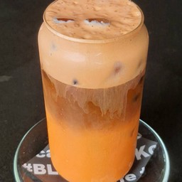 Cha Cha Cha Thai Latte   ชาชาชาไทยลาเต้เย็น