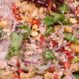 ยำวุ้นเส้นโบราญ