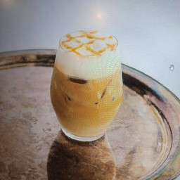 ICED CARAMEL MACCHIATO
