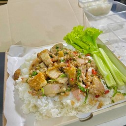 กะเพราถาดหมูระเบิดเล็ก s