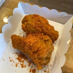 ไก่ทอดเกาหลี Mana Chicken Club