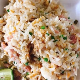 ข้าวผัดแหนม