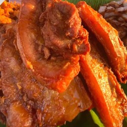 ข้าวเหนียวหมูสามชั้นเบรคแตก