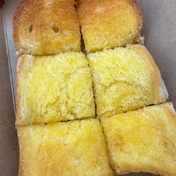 ขนมปังเนยน้ำตาล