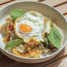 ข้าวผัดปลาสลิดไข่ดาว