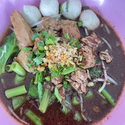 ก๋วยเตี๋ยวเรือรังสิตนายโย