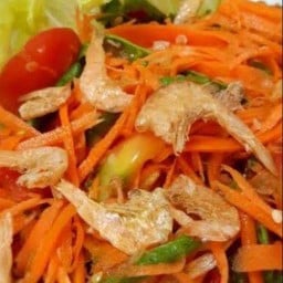 ส้มตำแครอทไทย