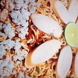 ร้าน ยำจ่าเรย์